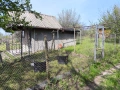 Вила, в.з. 10-ти километър, местност Люляците, Петролна база, снимка 3