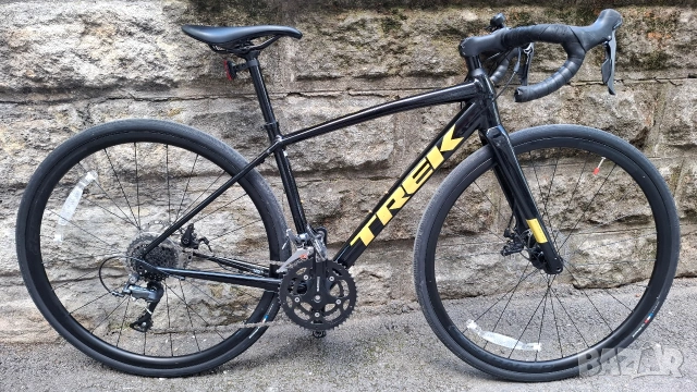 Шосеен велосипед TREK Domane AL 2 Gen 3 | Черно/златисто, снимка 6 - Велосипеди - 54894344