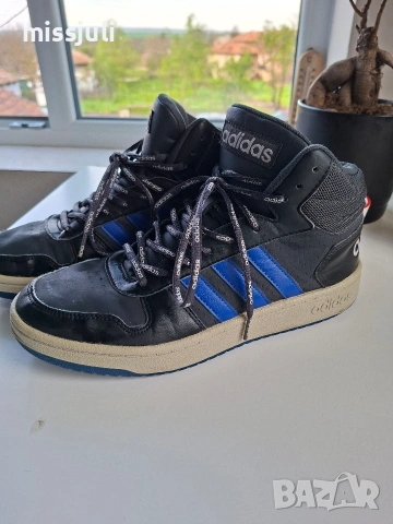 Маратонки Адидас 