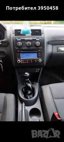 VW Touran 7 местен 6 степенна 2.0TDI 2006г обслужен перфектен мотор и ходова част , снимка 13 - Автомобили и джипове - 54277451
