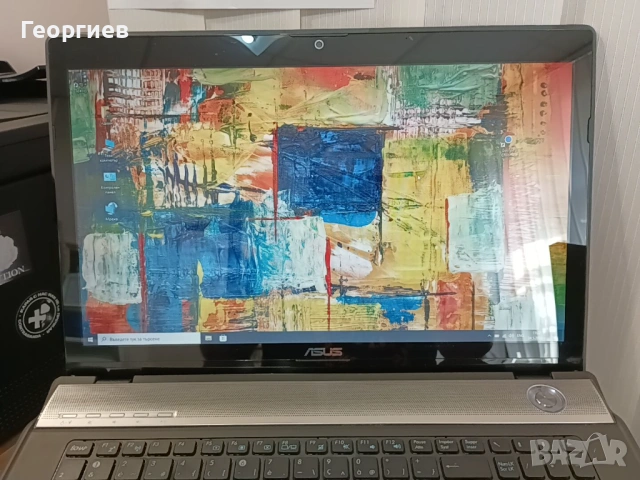 Лаптоп Asus N71V / 17,3", снимка 3 - Лаптопи за дома - 54664795