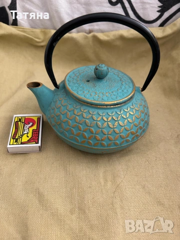 Красив чугунен чайник, 0,5л 