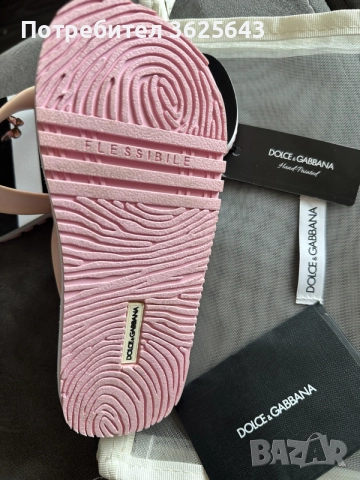Детски джапанки Dolce & Gabbana, снимка 4 - Детски сандали и чехли - 55306978