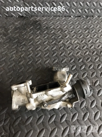 EGR клапан за Audi A8 4.2 TDI (2007-2010) 057131063D, снимка 2 - Части - 54728356