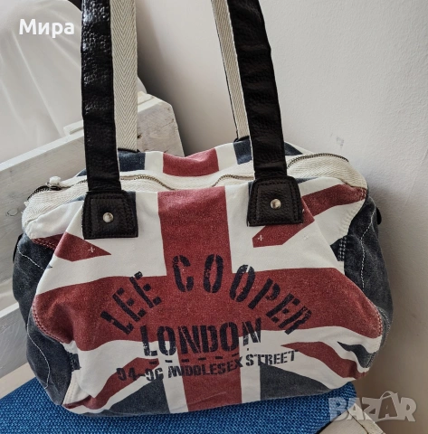 Дамска чанта Lee Cooper, снимка 2 - Чанти - 54400714