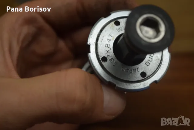Ретро Шосейно Средно Движение Shimano , снимка 2 - Части за велосипеди - 55539215