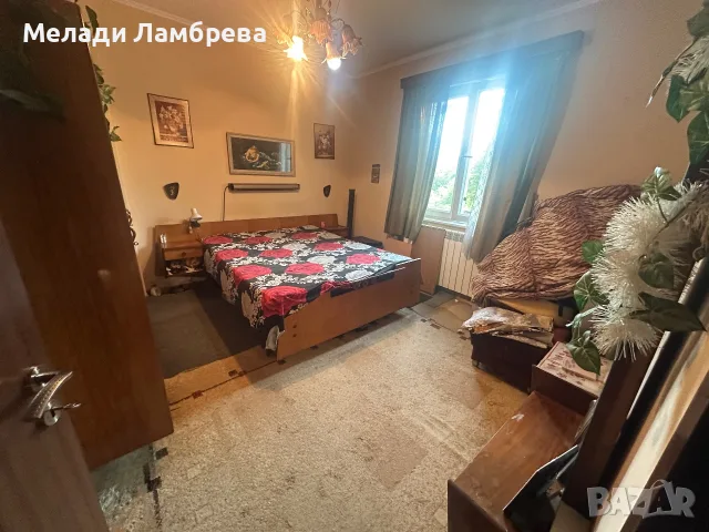 Продавам покъщнина , снимка 2 - Спални и легла - 55429931