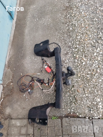 Оригинален теглич Тойота Аурис, снимка 2 - Аксесоари и консумативи - 54009839