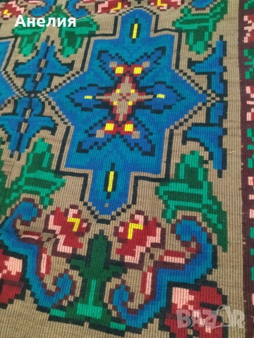 От Чипровския край покривало ръчна изработка , снимка 4 - Покривки за легло - 54258252