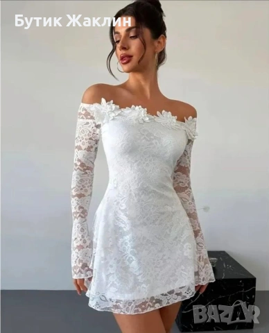 Дантелена рокля 