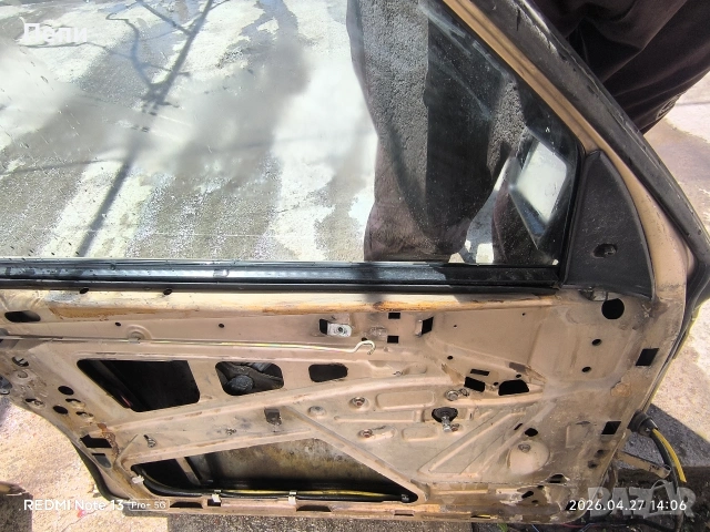 Врати за Мерцедес 190 комплект , снимка 6 - Части - 54338051