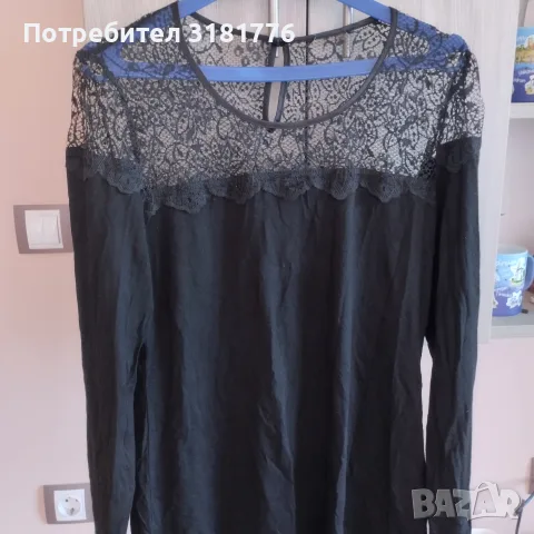 Дамска блуза с дълъг ръкав и дантела.