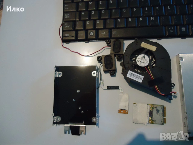 Части от Лаптоп Toshiba Satellite, снимка 3 - Части за лаптопи - 54404840