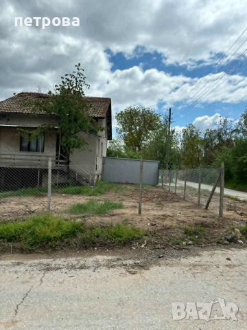 продавам къща в село Лесичово, снимка 2 - Къщи - 55089772