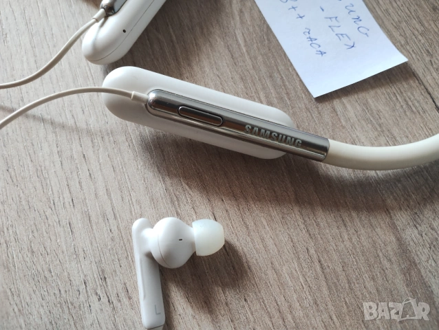 Samsung U flex безжични слушалки, снимка 3 - Безжични слушалки - 54684212