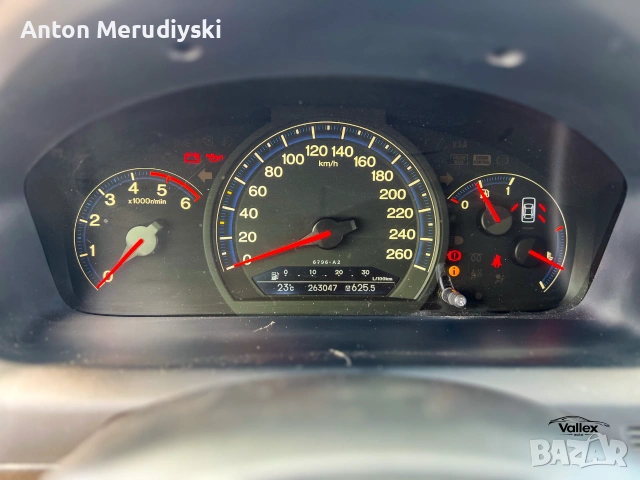 Honda Accord 2.2 cdti Facelift Executive, снимка 8 - Автомобили и джипове - 54968017