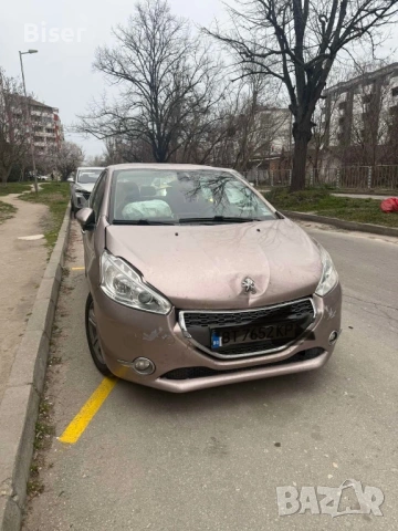 Продавам цял за части Пежо 208 1.6 e-HDI