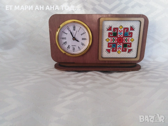 Настолни часовници с ръчно бродирани шевици, снимка 3 - Други - 54937044