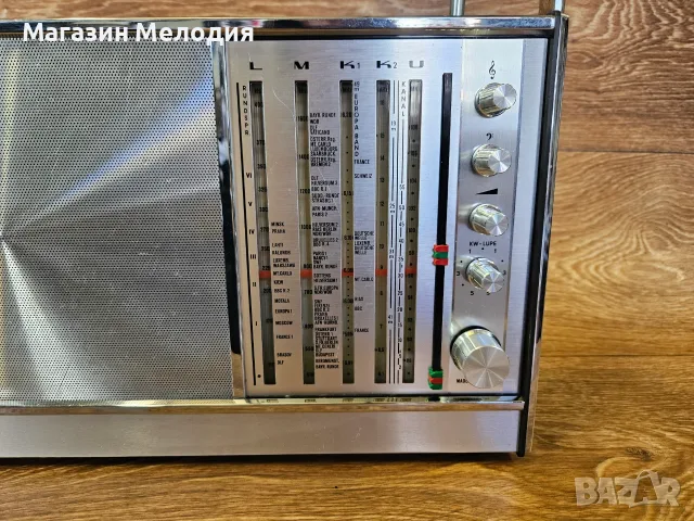 Радио Grundig Concert Boy N210 Automatic – Германска транзисторна класика, снимка 5 - Радиокасетофони, транзистори - 55528732