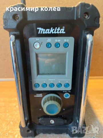 строително радио "MAKITA BMR 100", снимка 2 - Радиокасетофони, транзистори - 55283068