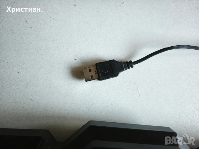 продавам клавиатура с светещ режим 