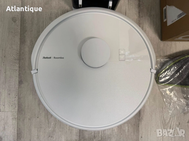 Прахосмукачка робот iRobot Roomba Combo 105 - 7000Pa [Бяла], снимка 4 - Прахосмукачки - 54492408