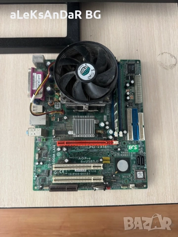 Дънна платка 