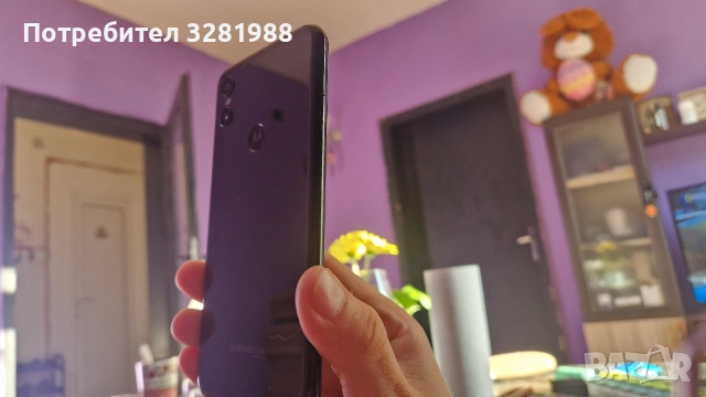 смартфон motorola one запазен