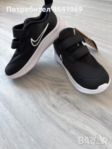 Nike маратонки, снимка 2 - Детски маратонки - 54560622