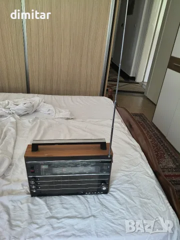 продавам радио Селена, снимка 3 - Радиокасетофони, транзистори - 55348489