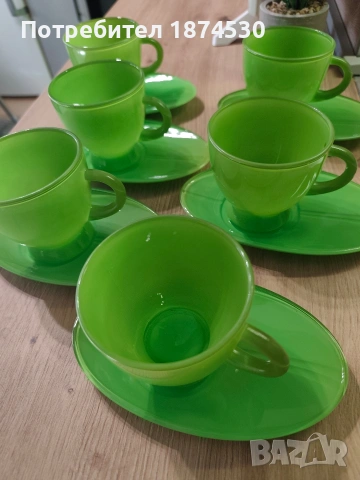 Продавам комплект зелени чаши за кафе/чай, снимка 3 - Чаши - 55191726