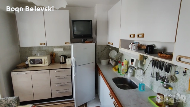 Уютен и отлично поддържан тристаен апартамент с парно и изолация – гр. Русе, кв. ЦЮР-3, снимка 9 - Апартаменти - 54740873