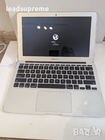 MacBook air a1465 EMC 2631 4gb