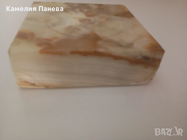 Постамент от оникс
