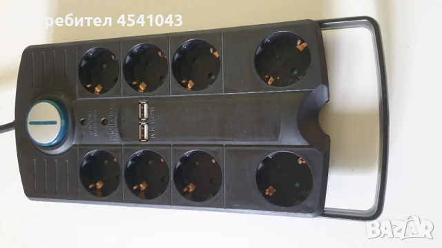 Разклонител с 8-Гнезда,USB и защита от пренапрежение  3500W  Powerfix GPBKSU08 Почти като нов