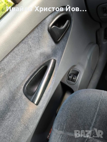 Renault Scenic 1.6, снимка 6 - Автомобили и джипове - 54857496
