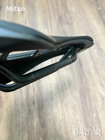 Карбонова седалка Pro Stealth Team, снимка 4 - Части за велосипеди - 54331978
