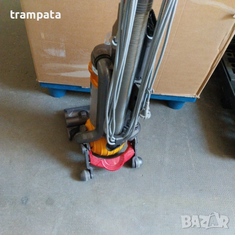 НАЙ ДОБРАТА ОФЕРТА Прахосмукачка Dyson DC25, снимка 6 - Прахосмукачки - 54806361