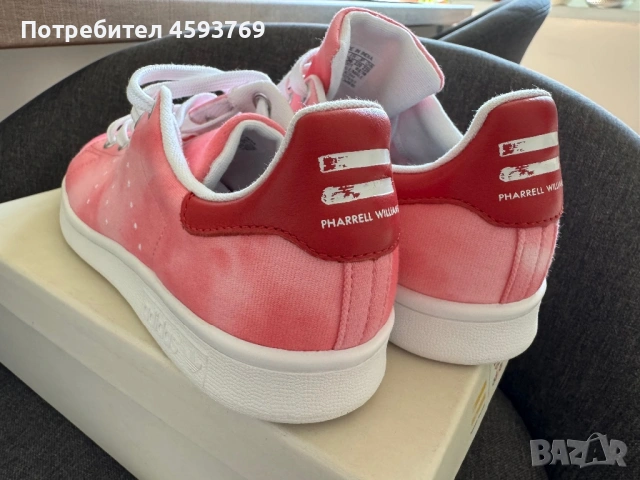 Оригинални обувки Adidas Pharell Williams, снимка 3 - Кецове - 54788991