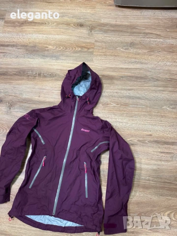 Висок клас дамско HardShell яке  Bergans of Norway AIROJOHKA Dermizax 20.000mm Jacket , S размер, снимка 4 - Якета - 54554133