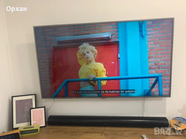 Продавам 55" Samsung UE55RU7472 (4K Smart) – Пълен фабричен комплект с кашо