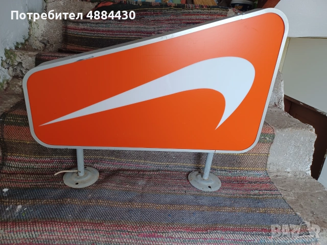 Продавам двулицева светеща реклама 72 см , снимка 2 - Рекламни табели - 55262696