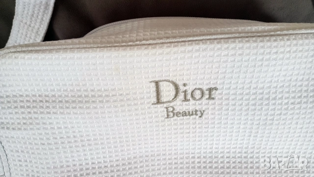 Dior*YSL*Yves Saint Laurent*Carolina Herrera*Gucci *Lalique * Jimmy Choo * Liu Jo * Versace, снимка 4 - Чанти - 53925899