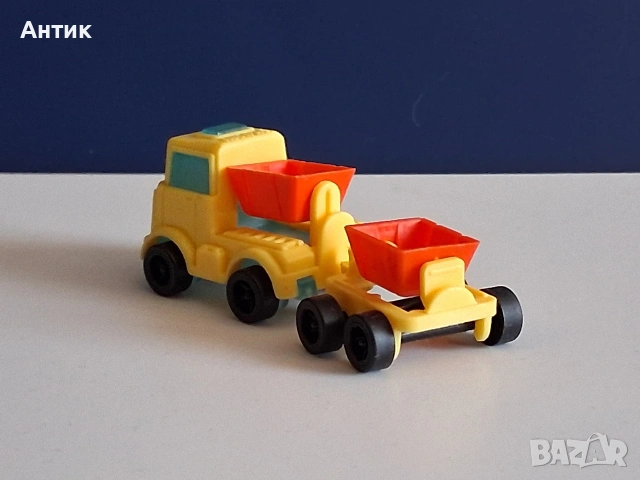 Стари Играчки Kinder , снимка 10 - Колекции - 55075918