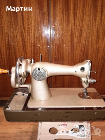 Шевна машина , стар Руски модел , снимка 3 - Антикварни и старинни предмети - 54098535
