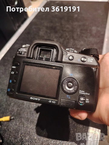 Sony DSLR-A100 , снимка 3 - Фотоапарати - 54932764