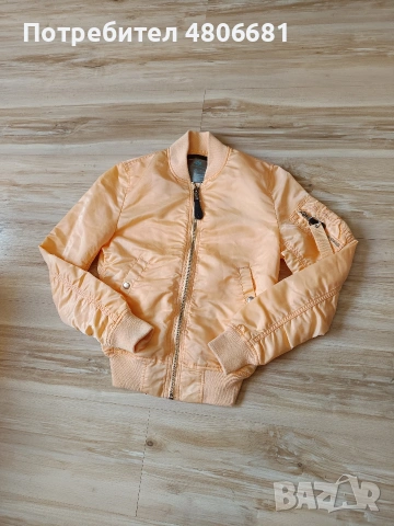 Оригинално дамско яке Alpha Industries MA-1 VF LW, снимка 2 - Якета - 54689860