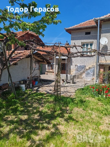 Самостоятелна къща в село Бериево,община Севлиево, снимка 6 - Къщи - 54994551