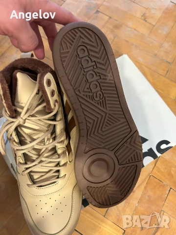 Adidas 42 номер нови , снимка 3 - Маратонки - 54591802