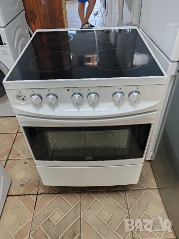 Свободно стояща печка с керамичен плот Voss Electrolux с две години гаранция! 